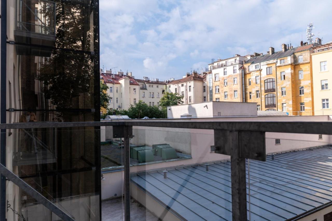 Designed Apartment Next To Vaclav Square With Terrace And Private Garage Praha Bagian luar foto