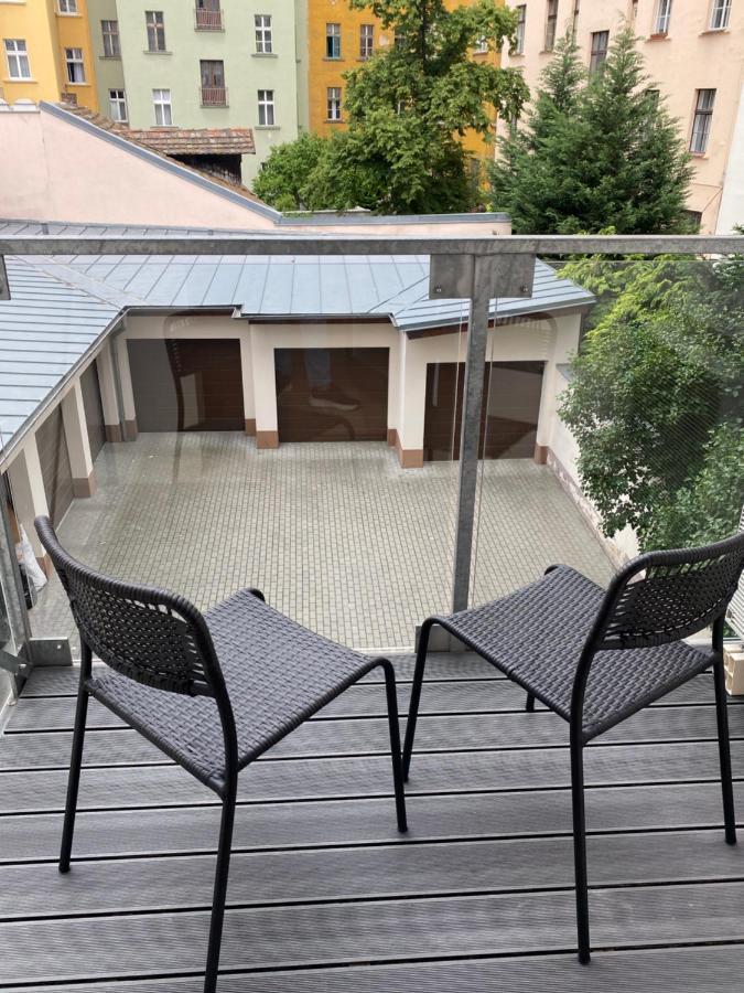 Designed Apartment Next To Vaclav Square With Terrace And Private Garage Praha Bagian luar foto