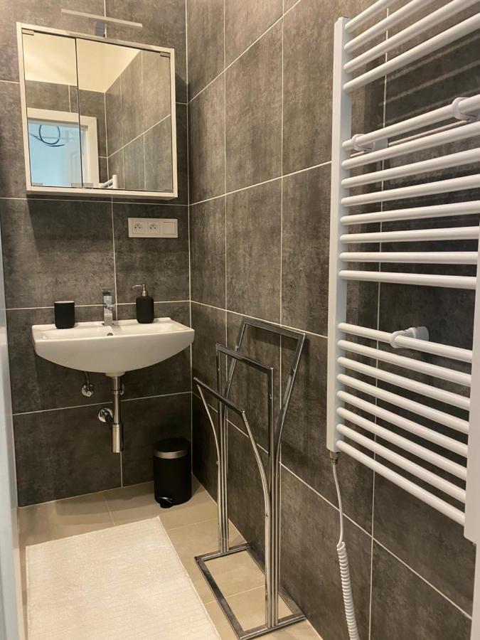 Designed Apartment Next To Vaclav Square With Terrace And Private Garage Praha Bagian luar foto
