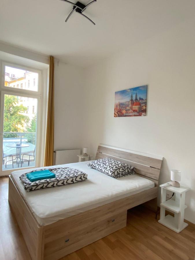 Designed Apartment Next To Vaclav Square With Terrace And Private Garage Praha Bagian luar foto